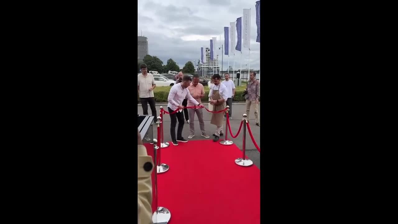 Открытие ресторана POTAMI