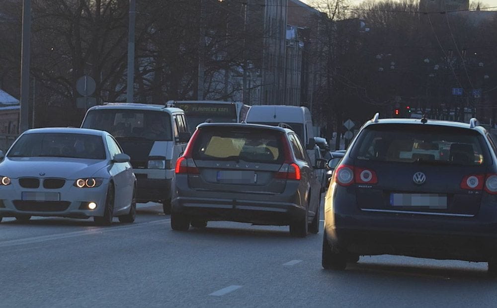 Kā pasargāt savu auto no zagļiem, jo ar rūpnīcas signalizāciju bieži nepietiek