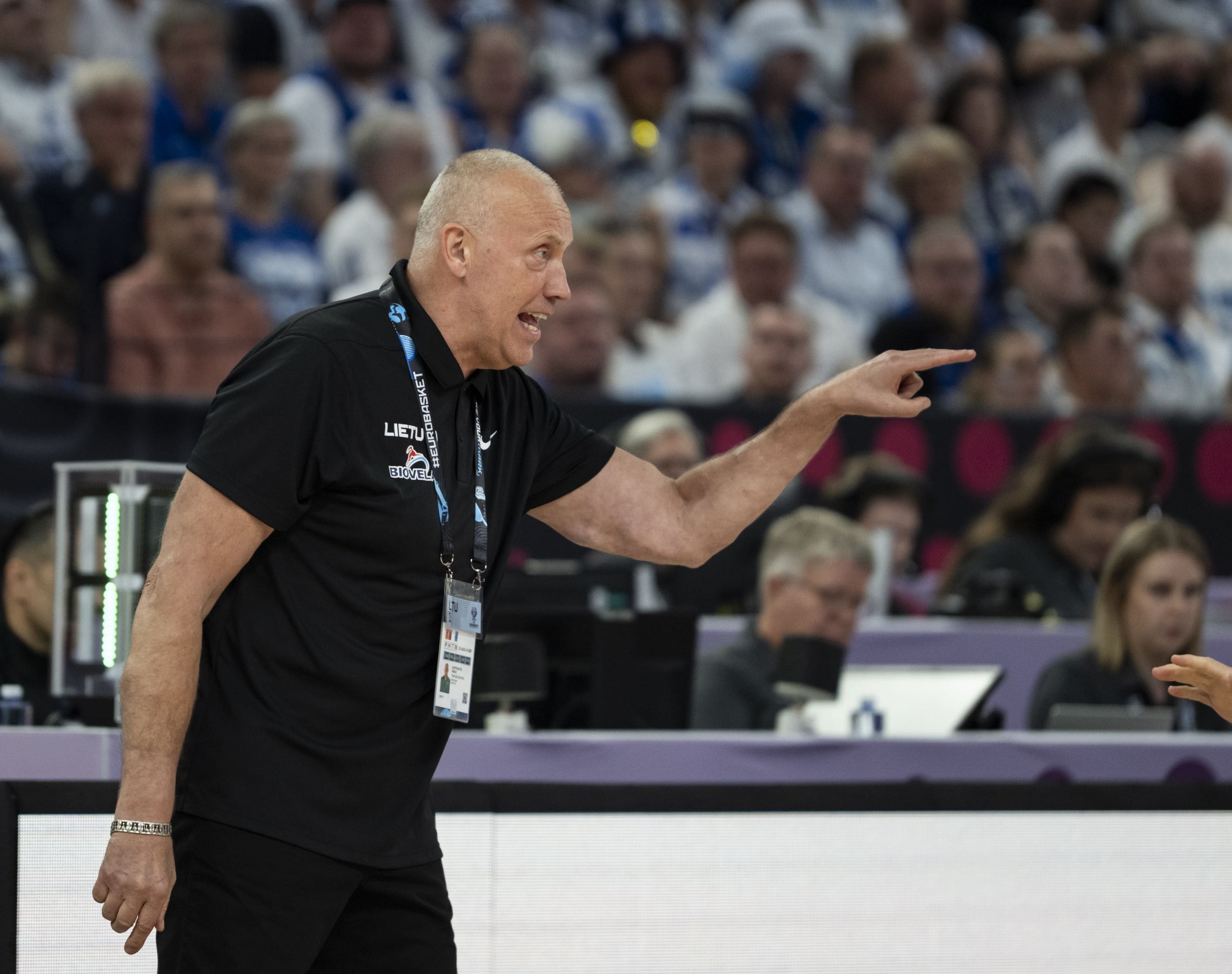 Lietuvas basketbola izlases galvenais treneris Rims Kurtinaitis pēc treniņa