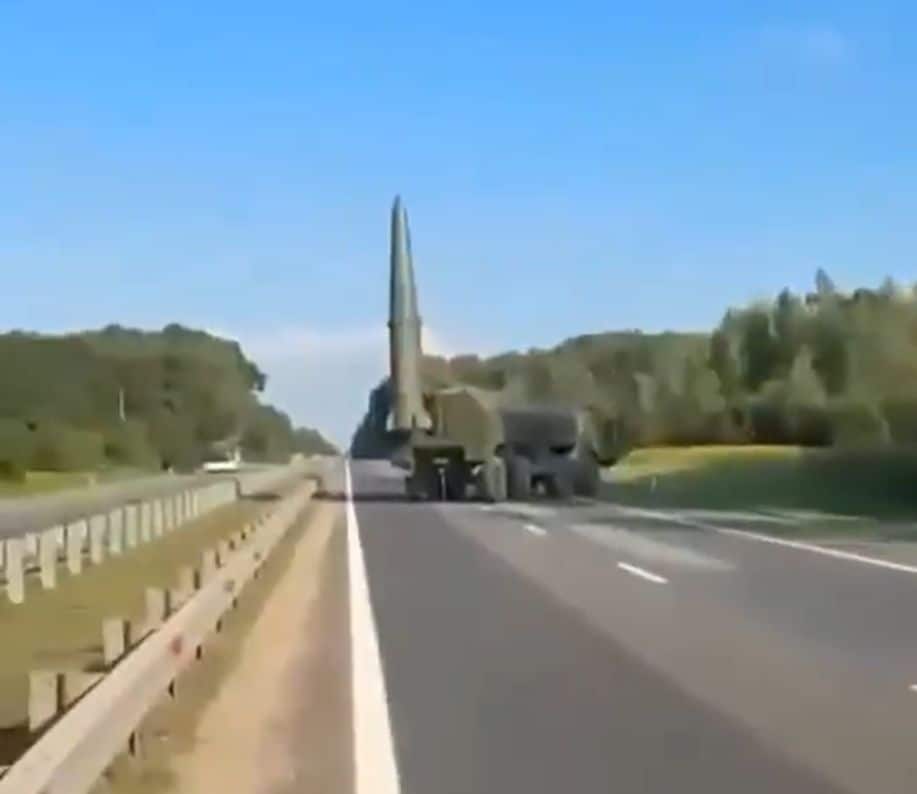 Krievijas "Iskander" raķešu kompleksus pamana pie Polijas robežas