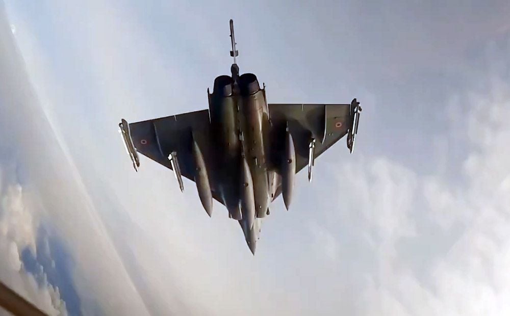 Francijas "Rafale" iznīcinātāji veic savu pirmo Polijas gaisa telpas patruļu