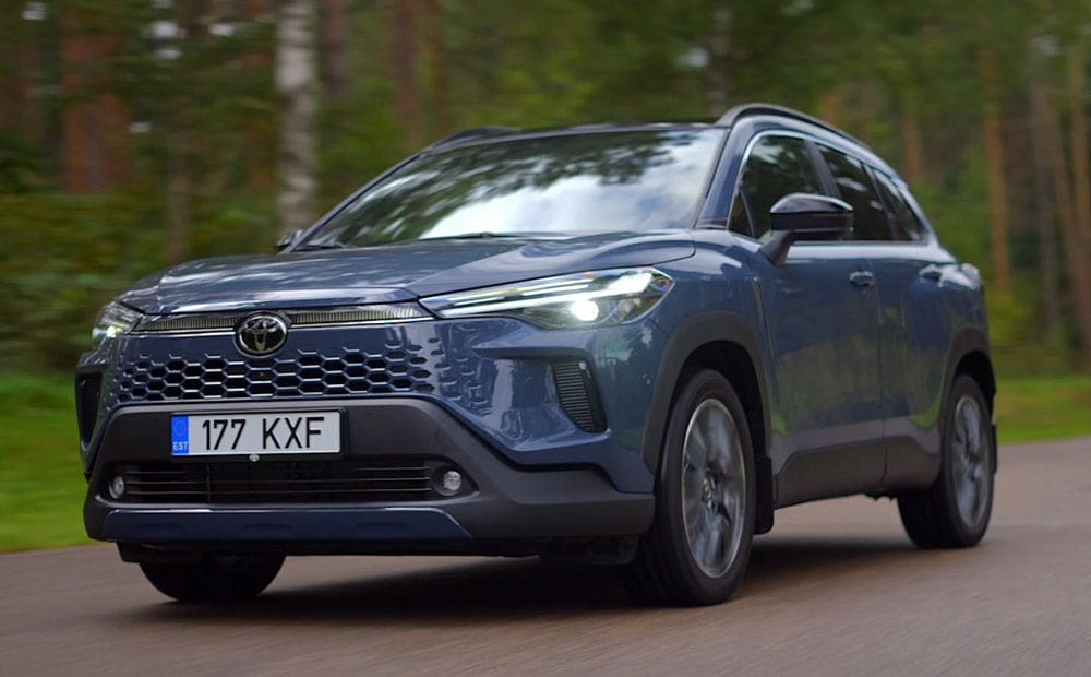Toyota Corolla Cross atsvaidzināts un joprojām funkcionāls