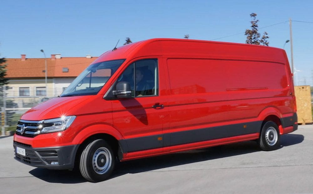 Modernizētajā "Volkswagen Crafter" sajūta vairāk kā vieglajā mašīnā