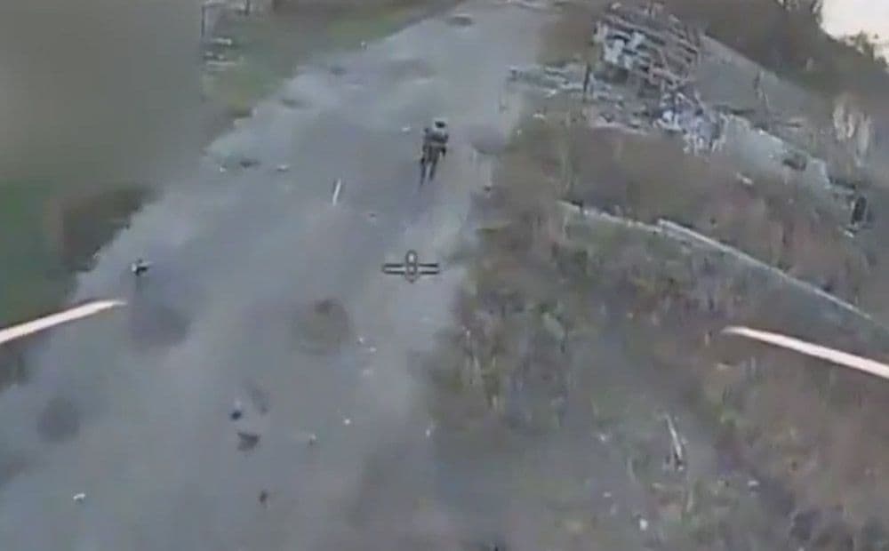 Ukrainas 46. atsevišķā gaisa mobilā brigāde uzbrūk krievu okupantiem
