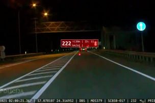 Apturēts 13 gadīgs jaunietis, kurš ar vecāku automašīnu bēga no policijas