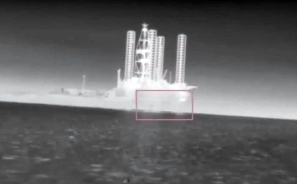 Ukrainas Jūras spēki uzbrūk okupantiem uz urbšanas platformas "Sivašs"