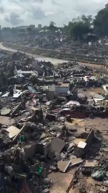 Taifūns Filipīnās iznīcinājis veselus ciematus