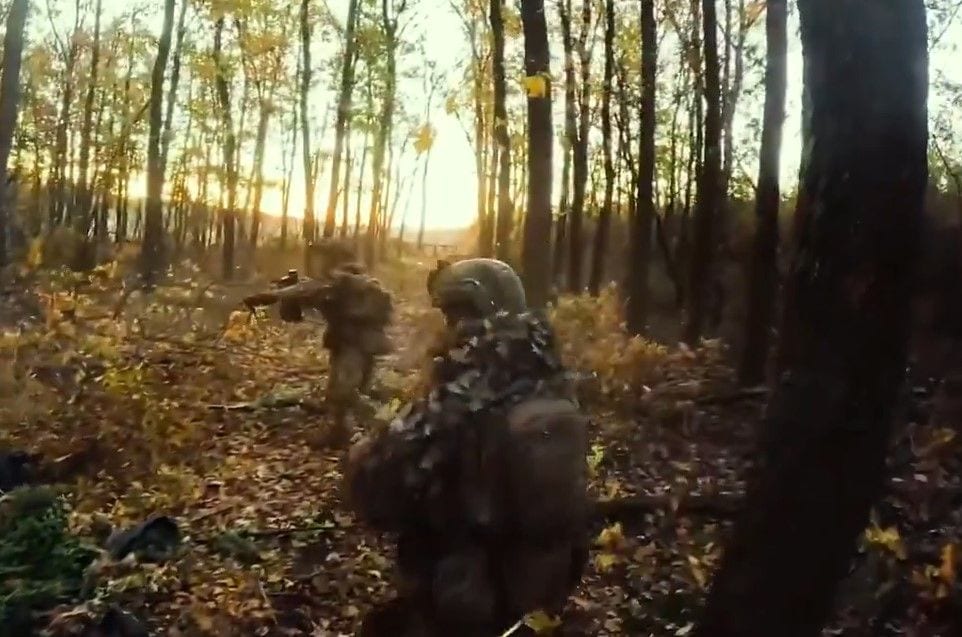 Ukrainas izlūkdienesta specvienības uzbrūk un iznīcina okupantus