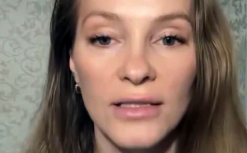 Krievu propagandiste, kas aizbēga no Latvijas, sūdzas par dzīvi dzimtenē