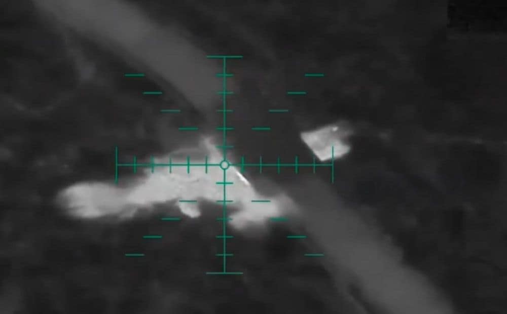 Ukrainas spēki uzbrūk tiltam, ko Krievijas iebrucēji izmantoja loģistikai