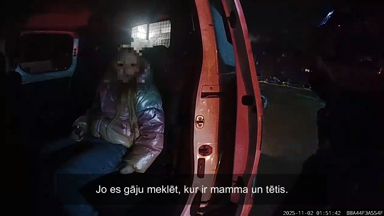 Ķengaragā naktī uz ielas pamanīta maza meitenīte, kas bija devusies meklēt vecākus
