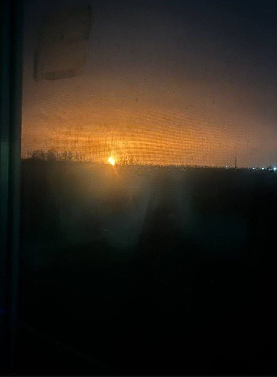 Krievijā Temrjukas ostās pēc dronu uzbrukuma izcēlies ugunsgrēks