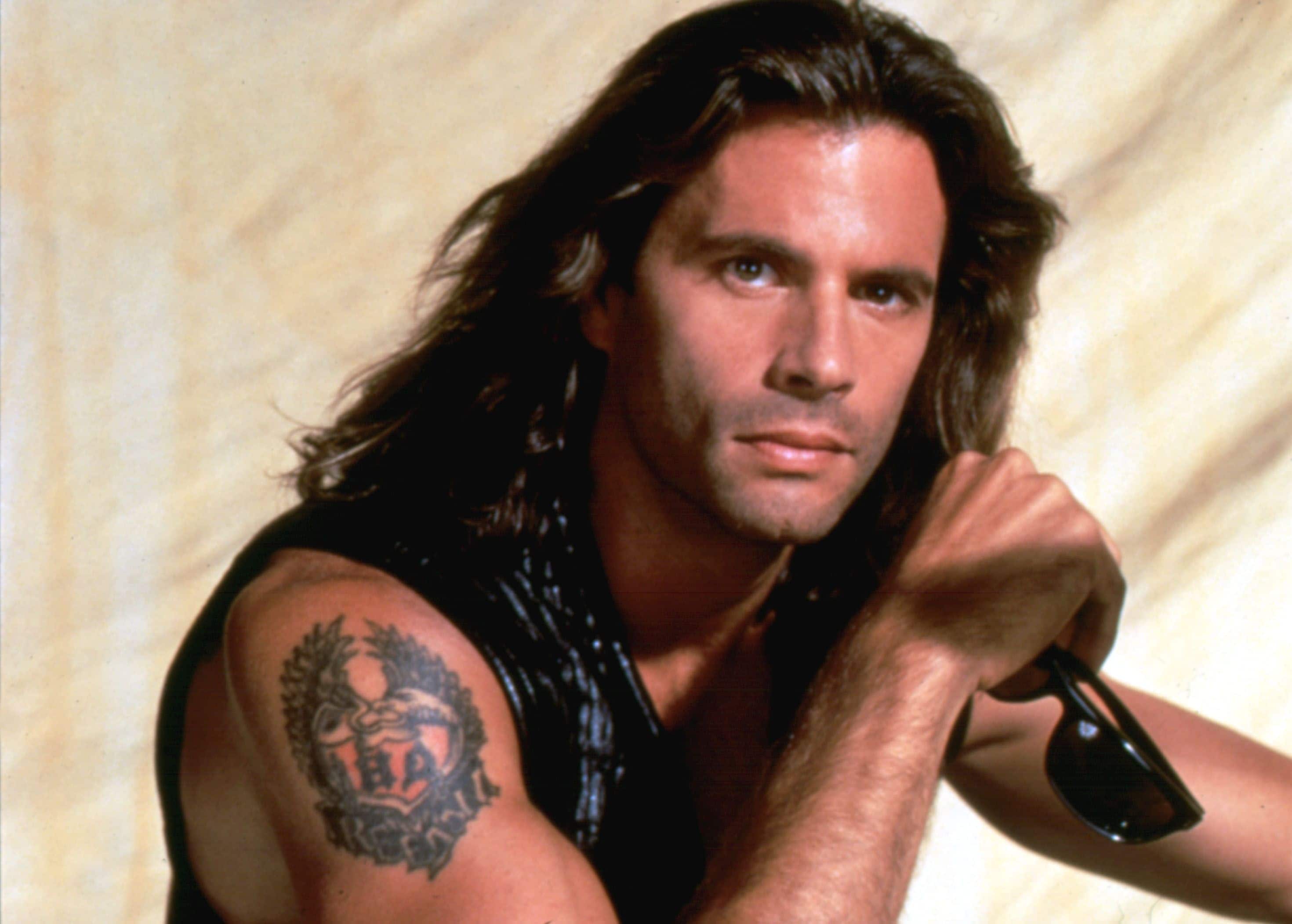 90. gadu seriālu elki: kā viņi izskatās un ko dara šodien