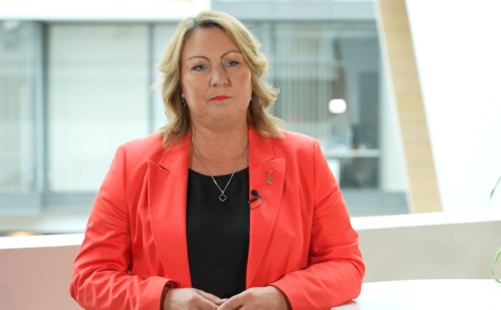 Latvijas gada vēstures skolotāja Baiba Mackiala atklāj, kādēļ svarīgi jauniešiem mācīt valsts vēsturi