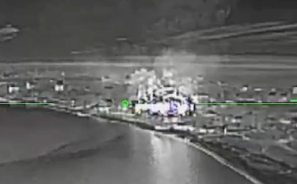 Ukrainas aizstāvji ar droniem Donbasā nodedzinājuši 14. GRU brigādes komandpunktu