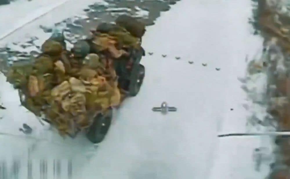 Ukrainas aizstāvji novērš okupantu uzbrukumu Jampiļai ar kvadricikliem