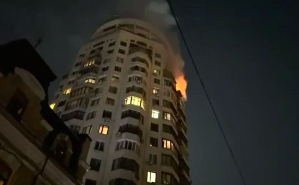 Krievu okupanti naktī uz 3. februāri veikuši kombinētu triecienu Ukrainā