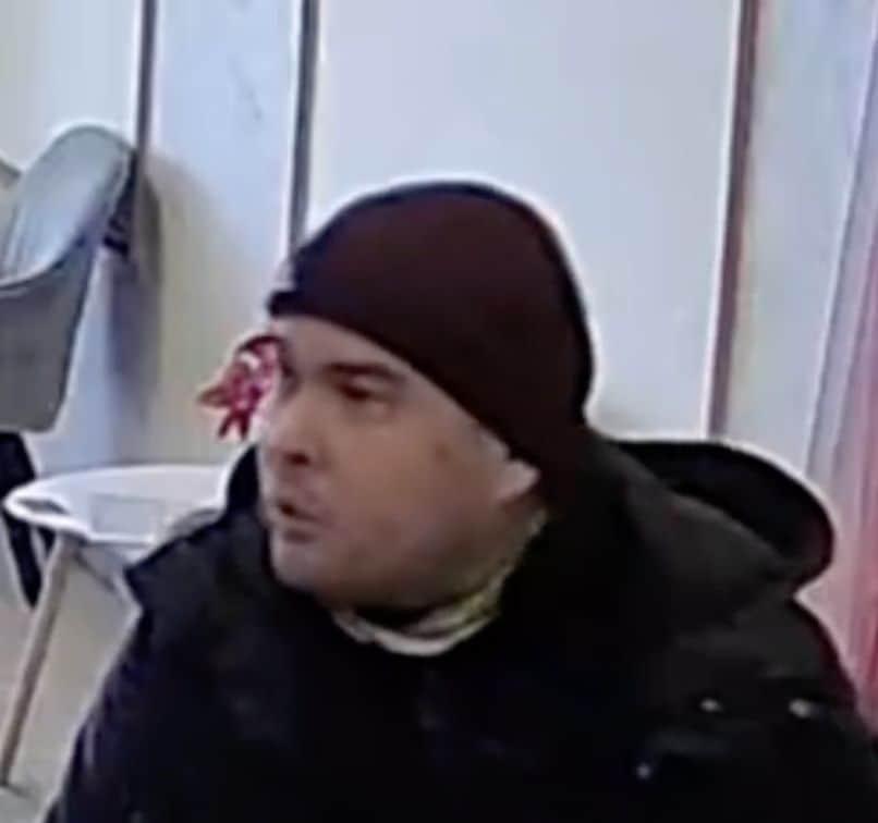 Rīgas pašvaldības policija lūdz atpazīt agresīvu vīrieti