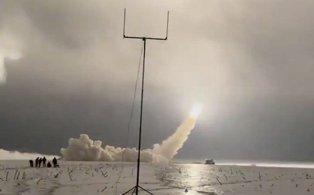 Ukraina ar "Flamingo" raķetēm veic triecienu pa Kapustin Jaras poligonu Krievijā