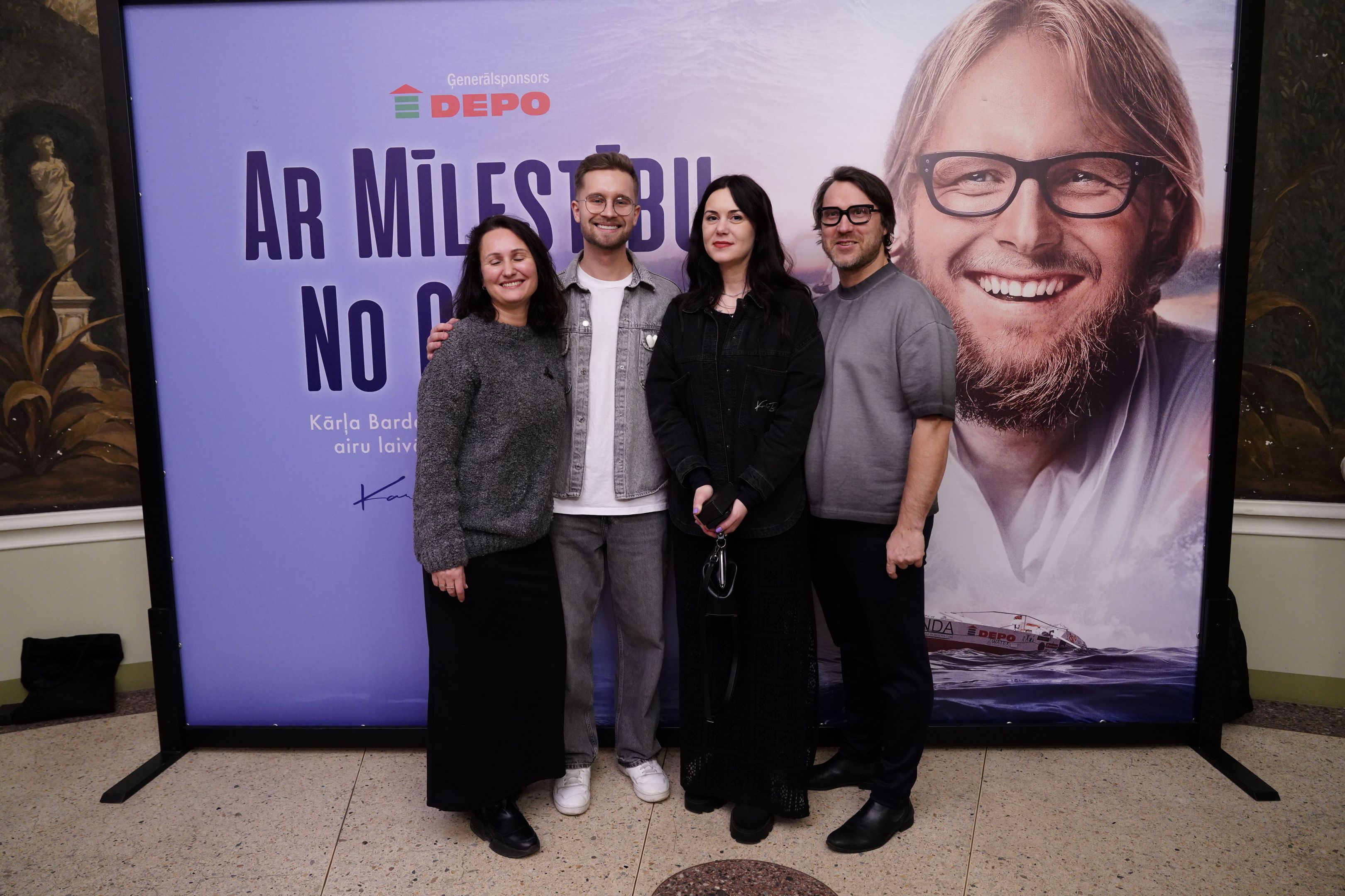Ceļotāja Kārļa Bardeļa filmas "Ar mīlestību no okeāna" pirmizrāde "Splendid Palace"