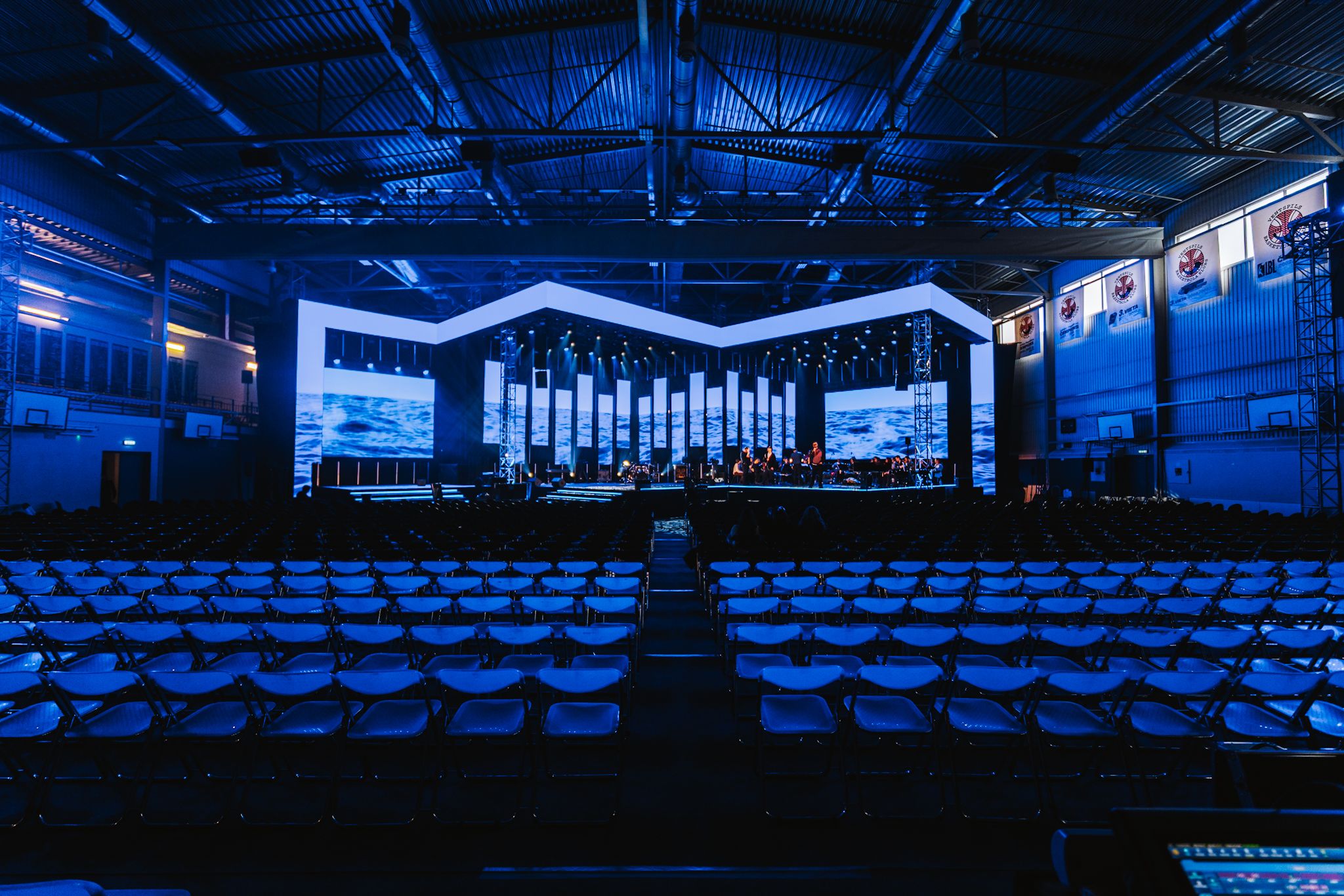 "Zelta Mikrofona" jubilejas ceremonijas mēģinājumos