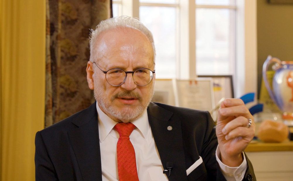 Eksprezidents Egils Levits: "Kaut gan mēs mīlam čīkstēt, uz Eiropas valstu fona mums klājas tīri labi!"