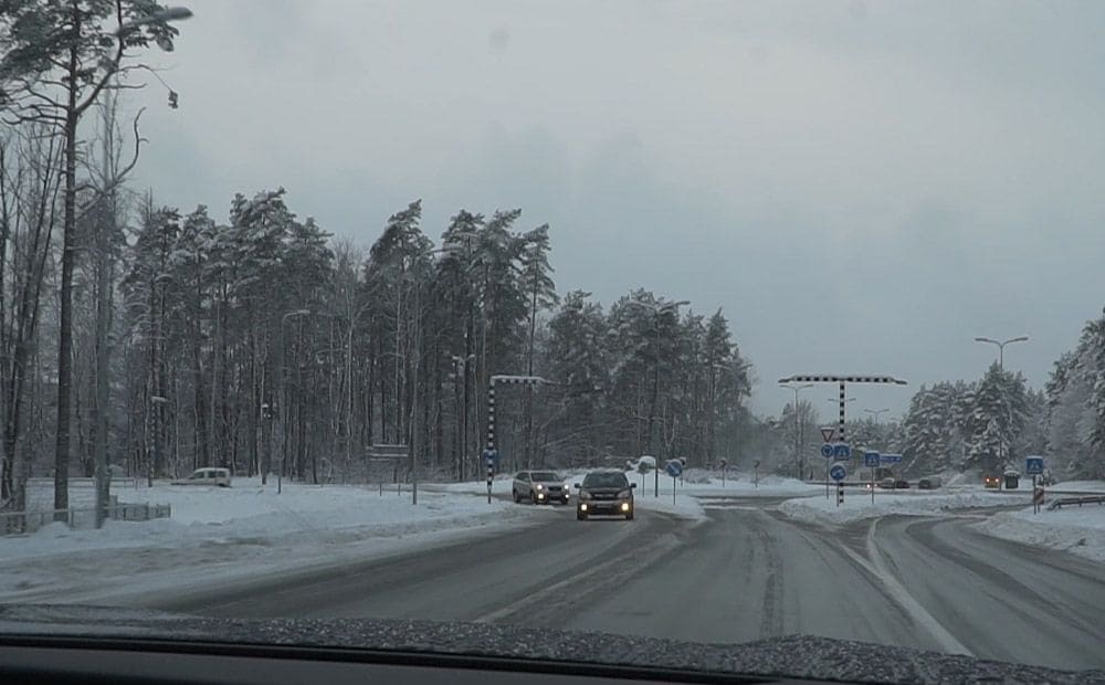Kāda tipa riepas bija ejošakās aizvadītajā ziemā?