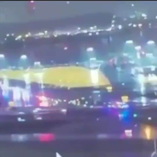 "Air Canada Express” lidmašīna Ņujorkā saduras ar ugunsdzēsēja auto