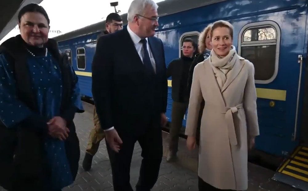 ES augstākā diplomāte Kaja Kallasa un citas augsta ranga amatpersonas ir ieradušās Kijivā