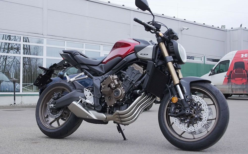 Pagarinātā garantija Honda motocikliem un seši gadi bez rūpēm