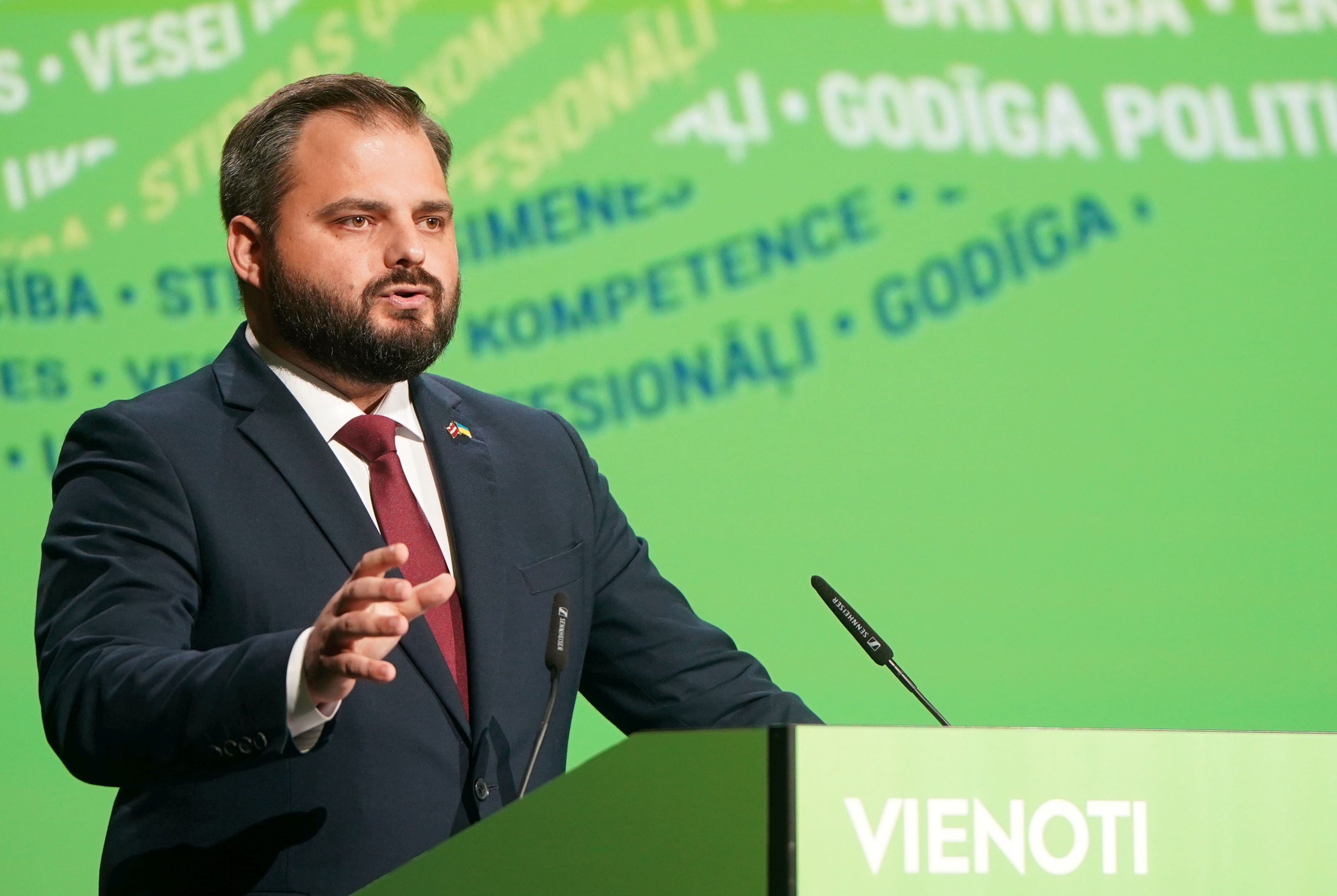 Edmunds Jurēvics gatavs personīgi galvot “airBaltic” paredzēto 30 miljonu “tilta aizdevumu”