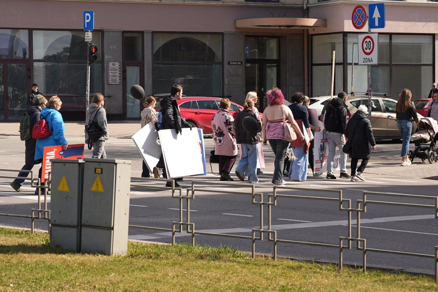 Piketā pieprasa 1. tipa diabēta pacientus nodrošināt ar sensoriem un insulīna sūkņiem