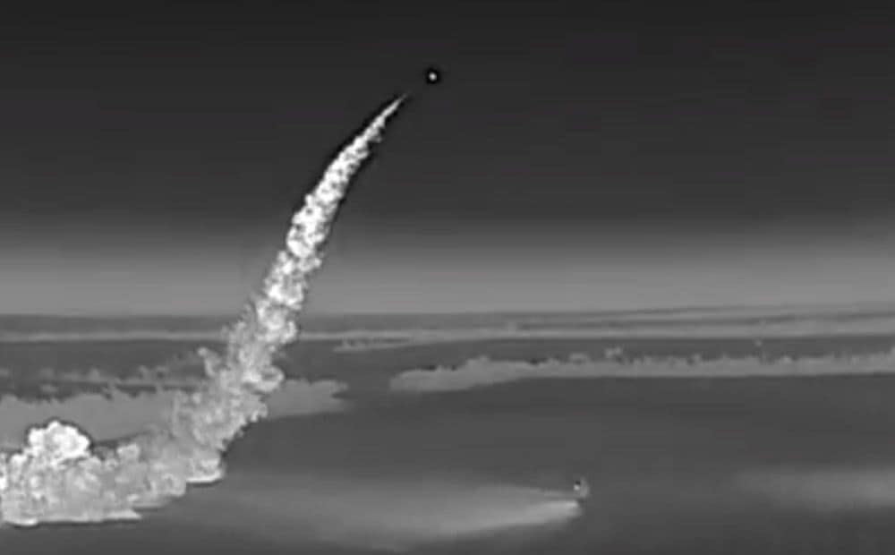 Ukraina palaiž FP-5 "Flamingo" spārnotās raķetes pret mērķiem Krievijā