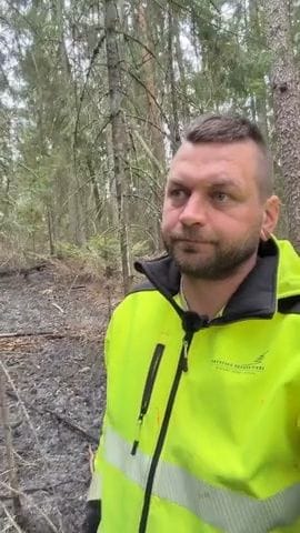 "Latvijas valsts mežu" pārstāvis par meža ugunsgrēkiem