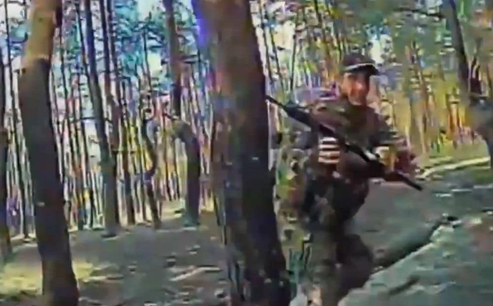 Ukrainas aizstāvji ar droniem uzbrūk okupantiem Limanas mežā