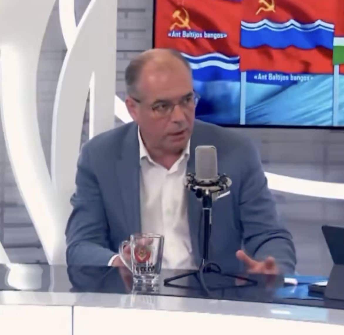 Mamikins intervijā Minskā izceļas pēc pilnas programmas