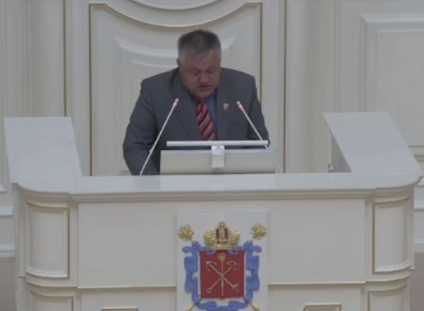 Krievijas politiķi "apklusina" uzrunas laikā