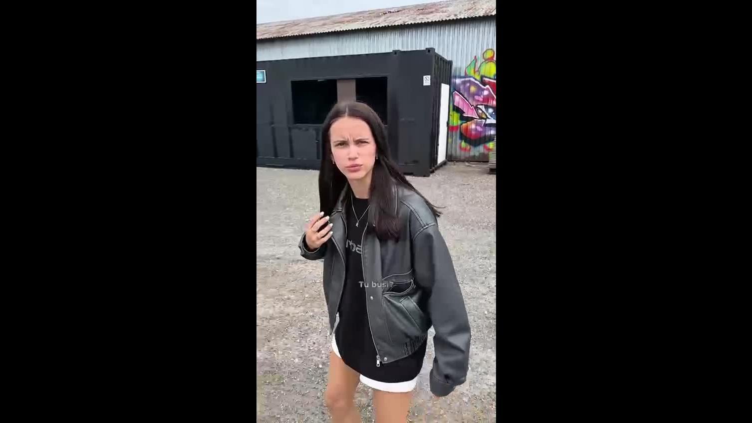 Kā iesvētīt skatuvi gaidāmajam HOLI festivālam?