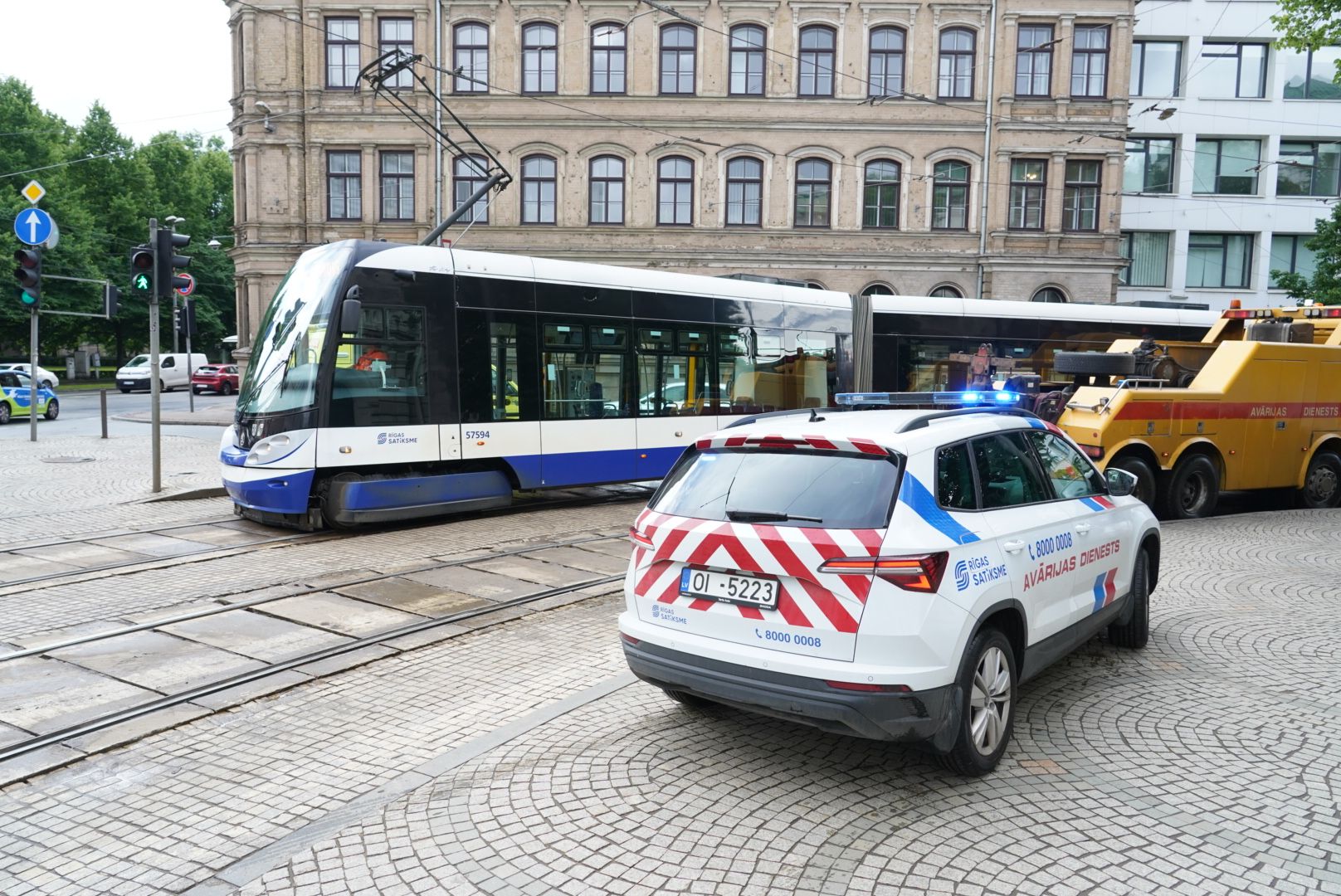 Apstājusies transporta kustība