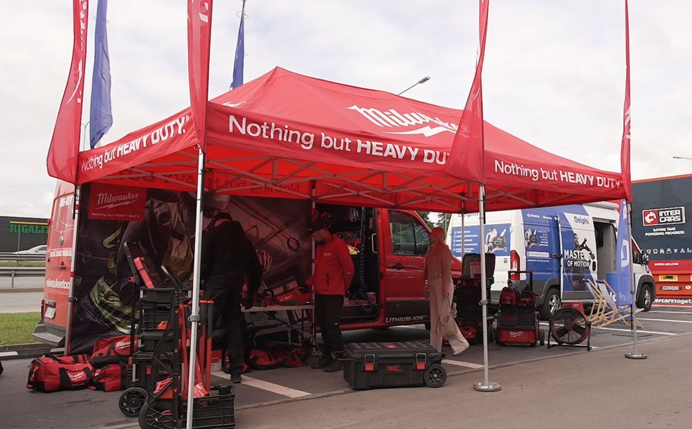 Rīgā noslēdzies InterCars jaunā automehāniķa starptautiskā konkursa fināls