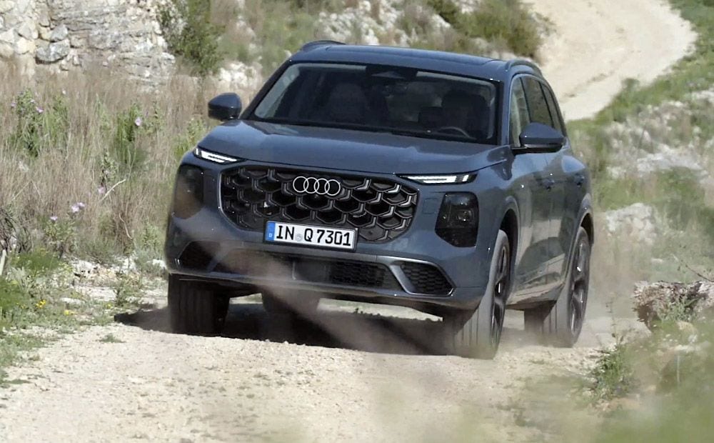 Trešās paaudzes Audi Q7 būs arī ar sešām sēdvietām
