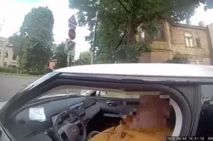 Āgenskalnā aizdomās par braukšanu reibumā aizturēts autovadītājs