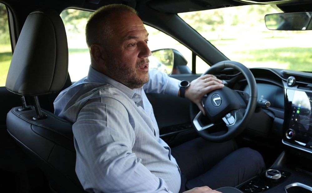 Lexus RZ: pirmais no nulles radītais Lexus elektroauto
