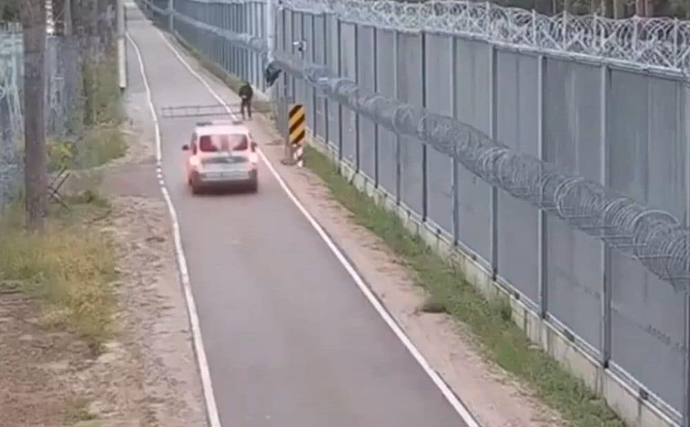 Polijas robežsargi novērš migrantu mēģinājumu iekļūt valstī