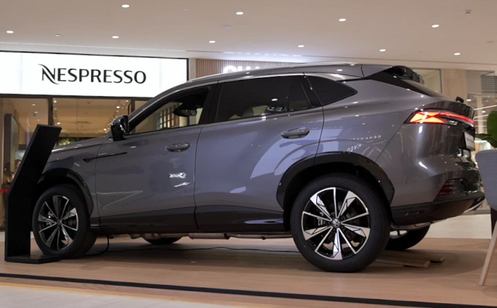 MG turpmāk arī Pārdaugavā. Jauns pop up autosalons Spicē