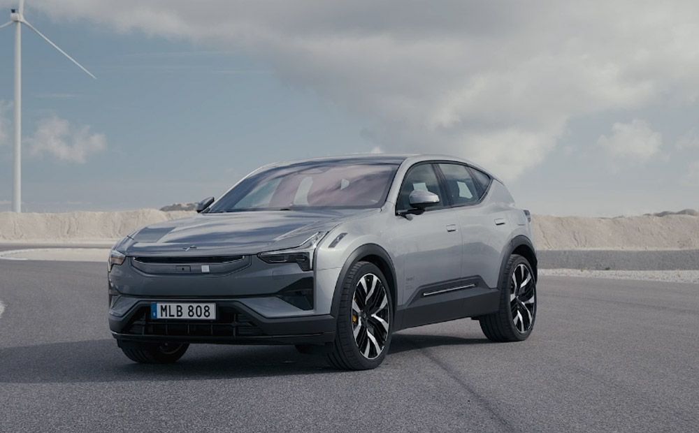 Skandināvu jauda ir klāt. Rīgā atvērts pirmais Polestar autosalons