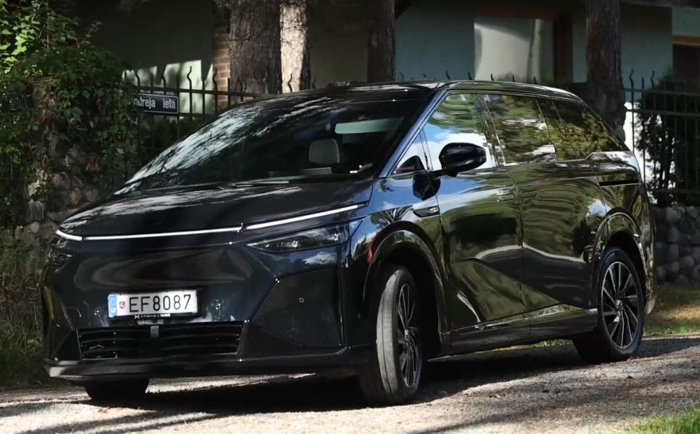 XPENG X9 un L03: divi ļoti atšķirīgi elektroauto ar ambiciozām tehnoloģijām