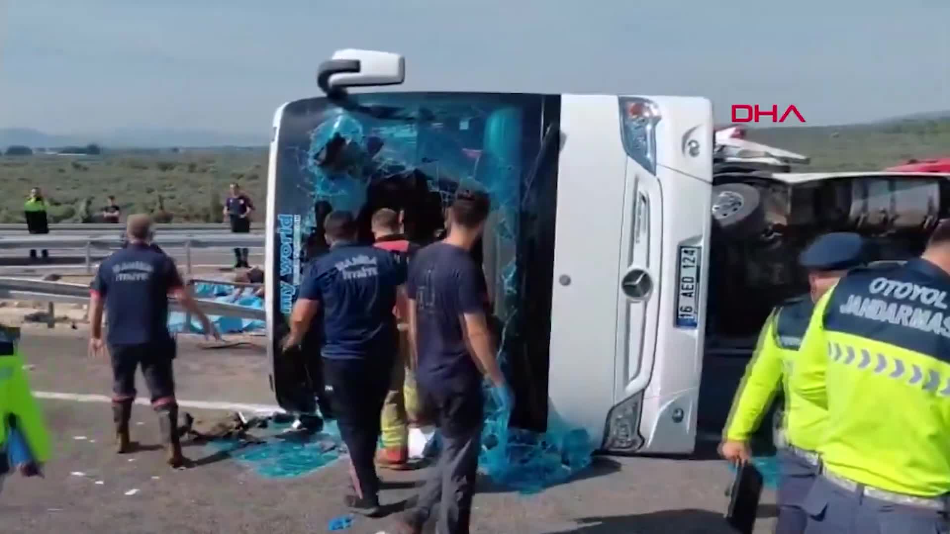 Smaga avārija uz Turcijas šosejas.