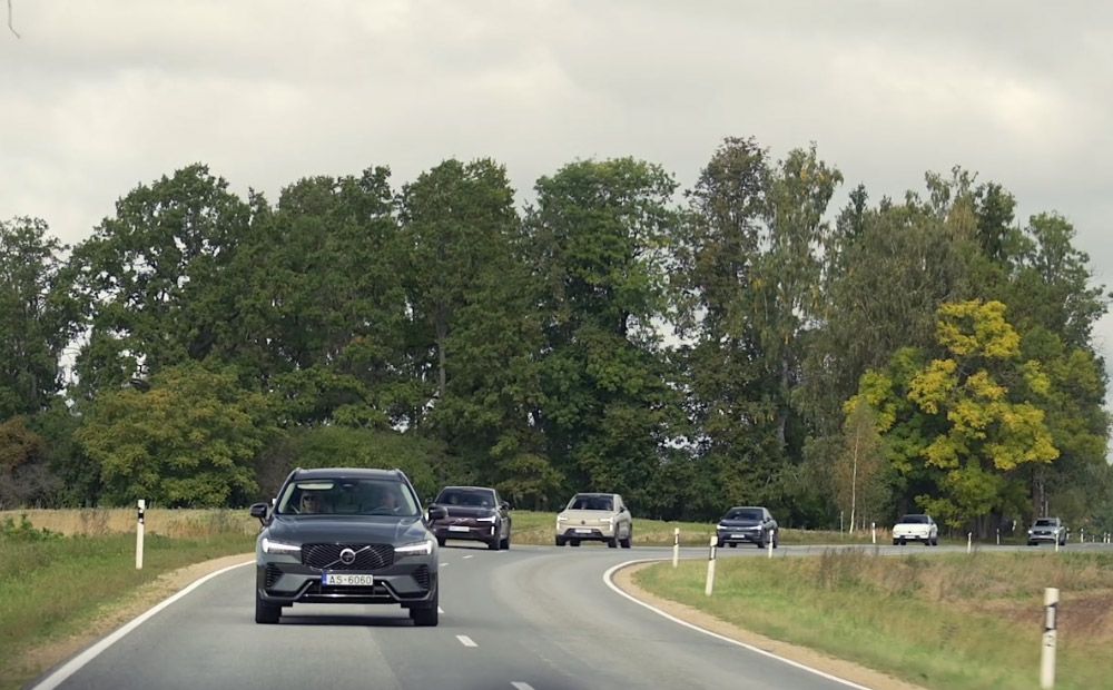 Ne tikai krosoveri. Volvo modeļu jaunatklājumi salīdzinošajā testā
