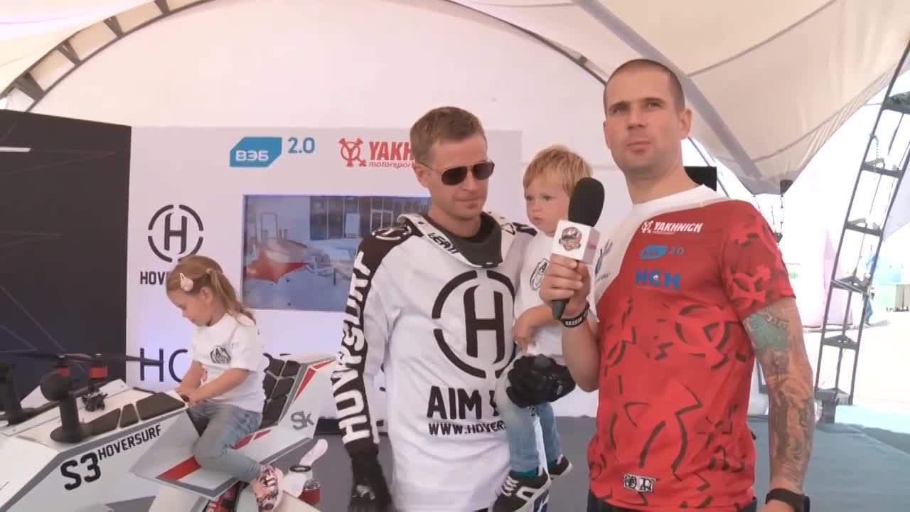 "HoverBike S3" lidojošais motocikls